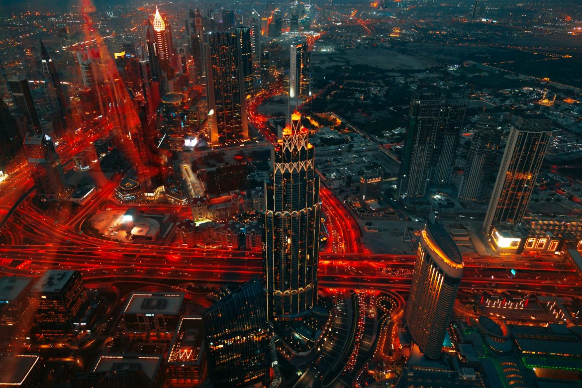 Discover Dubai's Ultimate Malls: Shop, Play, and Dine Like Never Before!